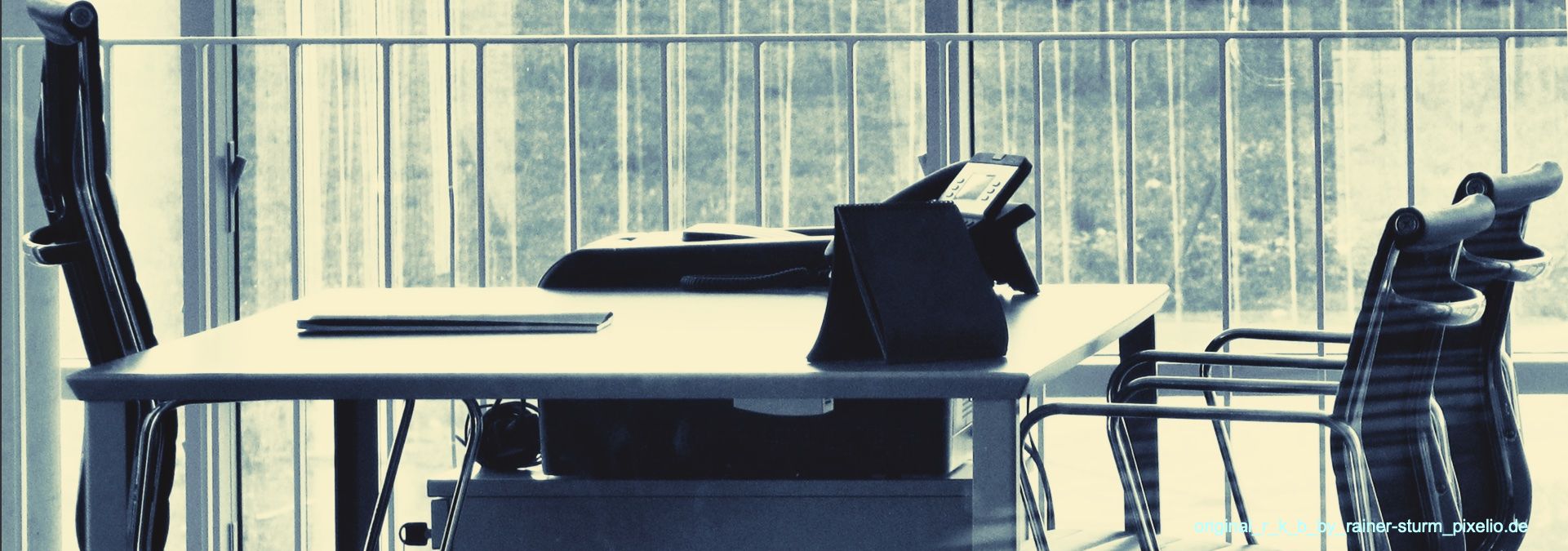 421150 original r k b by rainer sturm pixelio.de